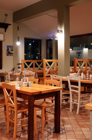 Interno del pub e birreria artigianale Brazen & Banina a San Colombano al Lambro